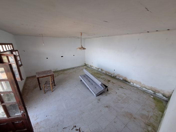 Image No.3-4 Bed Property for sale