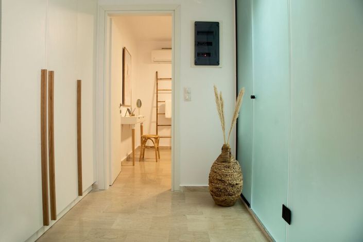 Image No.8-1 Bed Flat for sale