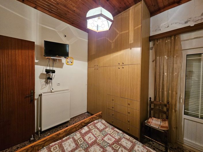 Image No.14-2 Bed Maisonette for sale