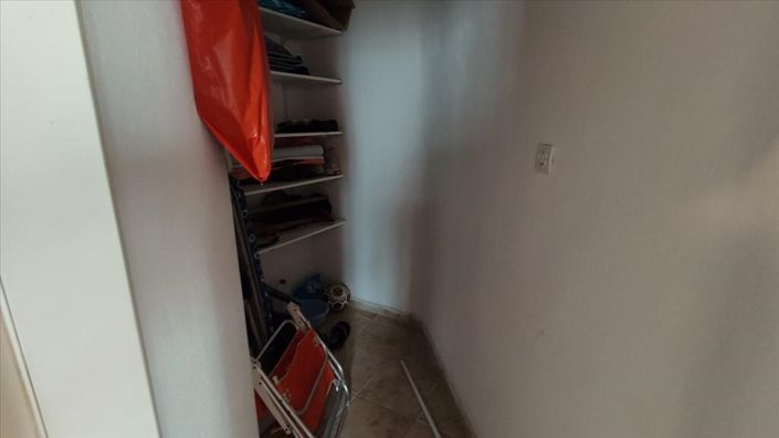 Image No.16-2 Bed Maisonette for sale