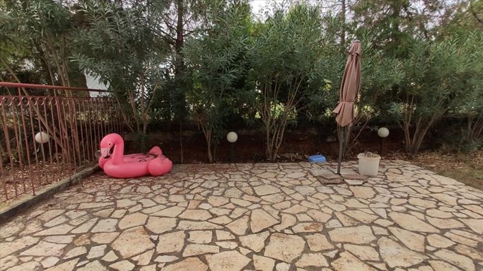 Image No.21-2 Bed Maisonette for sale