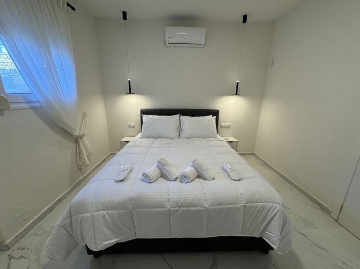 Image No.14-2 Bed Villa for sale