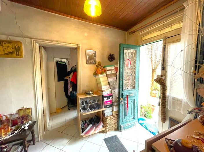 Image No.8-2 Bed Property for sale