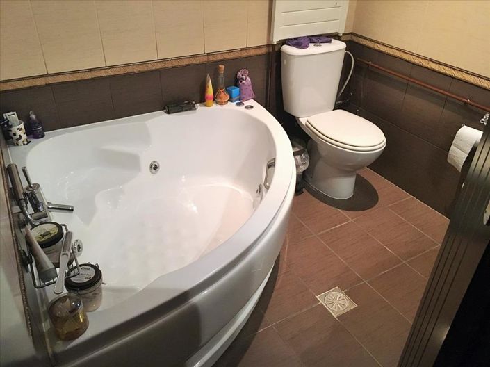 Image No.19-Propriété de 5 chambres à vendre à Thessalonique