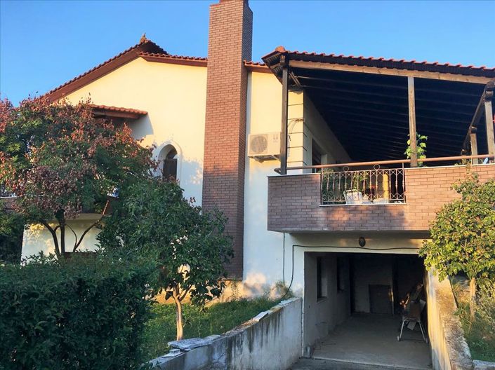 Image No.3-Propriété de 5 chambres à vendre à Thessalonique