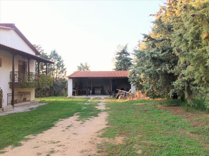 Image No.4-Propriété de 5 chambres à vendre à Thessalonique