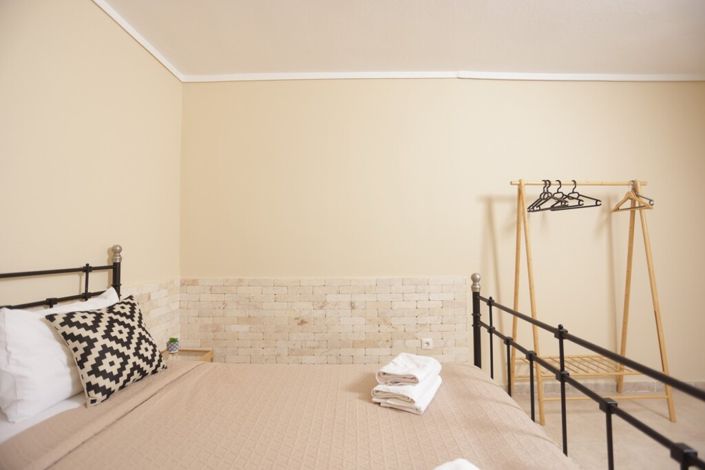 Image No.6-3 Bed Property for sale