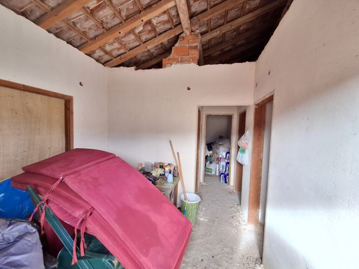 Image No.16-2 Bed Property for sale