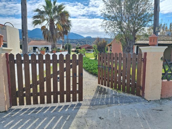 Image No.20-2 Bed Property for sale