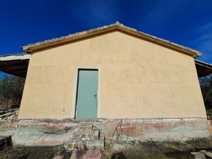 Image No.7-2 Bed Property for sale