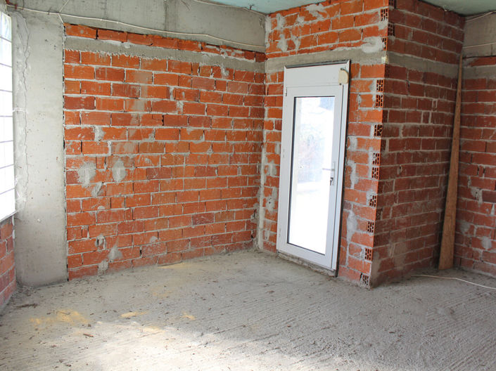 Image No.16-5 Bed Property for sale