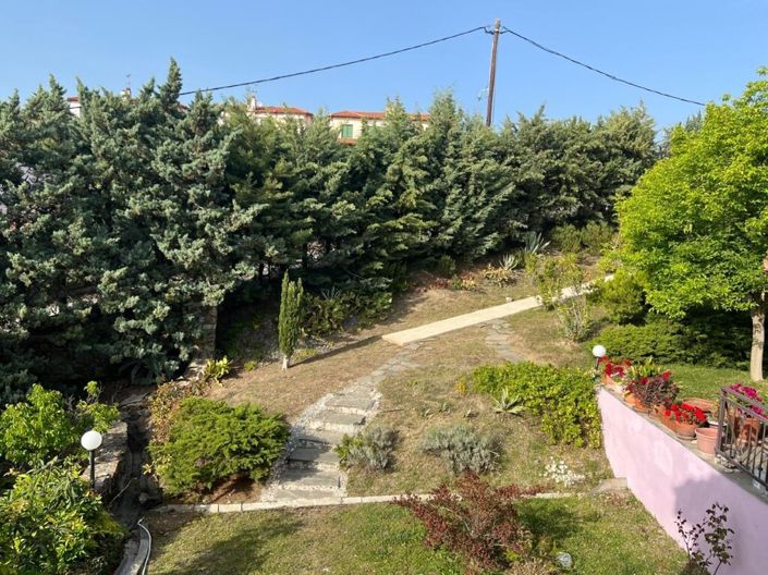 Image No.14-3 Bed Maisonette for sale