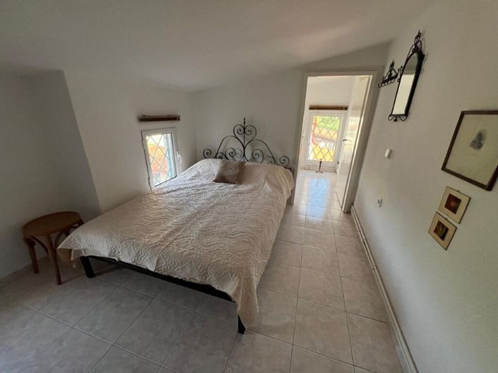 Image No.7-3 Bed Maisonette for sale