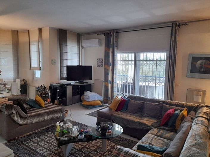 Image No.20-4 Bed Maisonette for sale