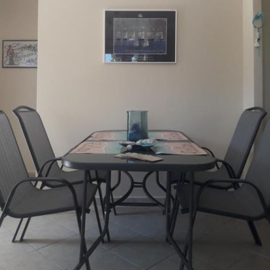 Image No.11-2 Bed Property for sale