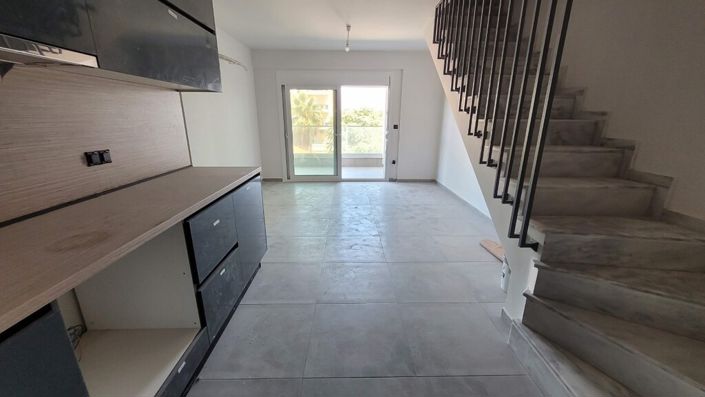 Image No.5-Duplex de 2 chambres à vendre à Thessalonique