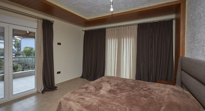 Image No.13-4 Bed Maisonette for sale