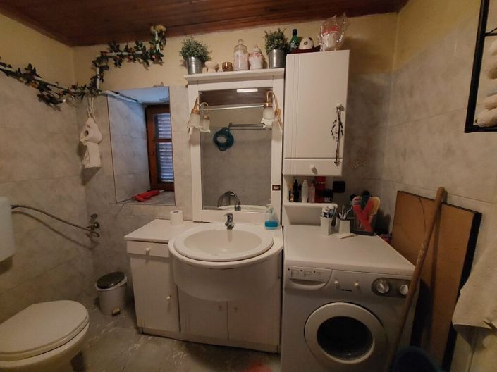 Image No.6-1 Bed Maisonette for sale