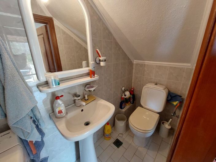 Image No.24-3 Bed Maisonette for sale