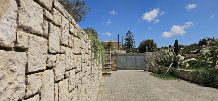 Image No.15-2 Bed Villa for sale