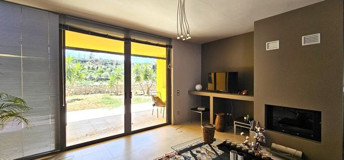 Image No.6-2 Bed Villa for sale