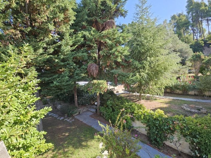 Image No.24-4 Bed Maisonette for sale