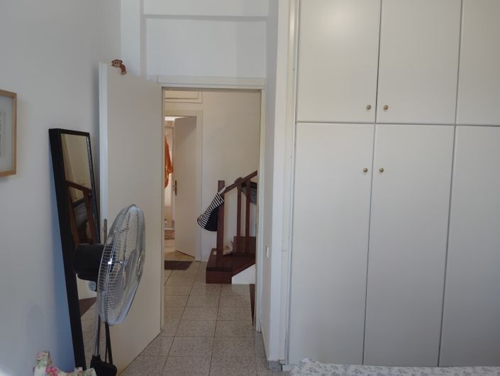 Image No.25-3 Bed Flat for sale