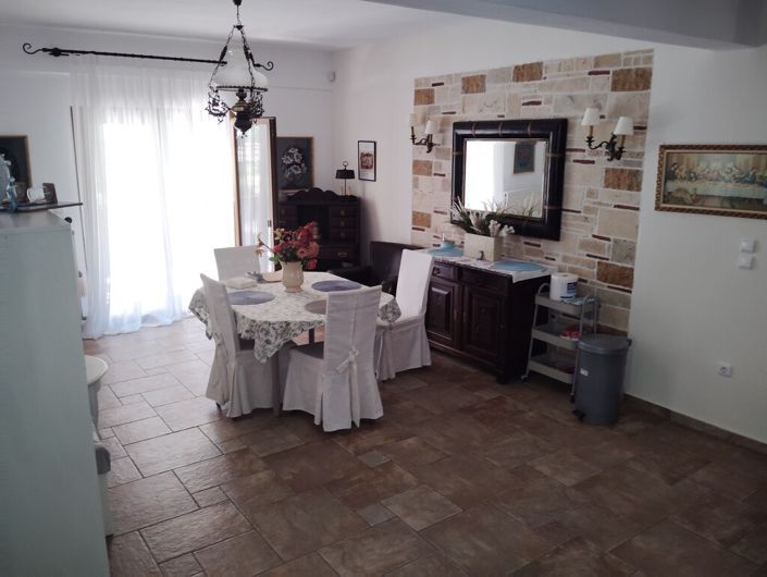 Image No.7-4 Bed Property for sale