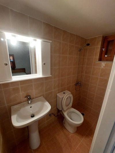 Image No.9-3 Bed Property for sale