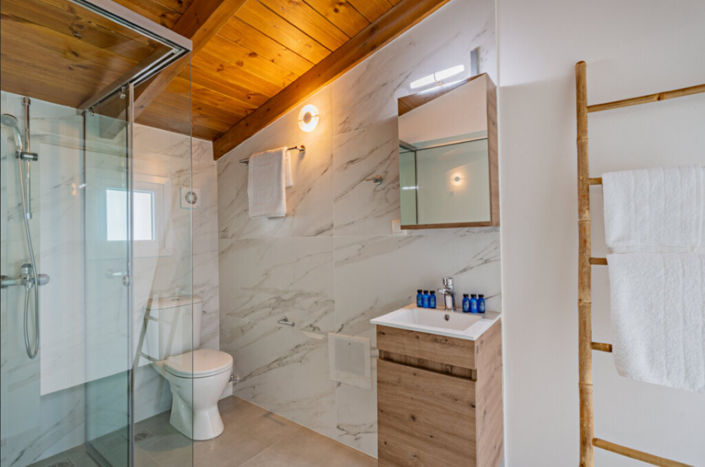 Image No.9-2 Bed Maisonette for sale