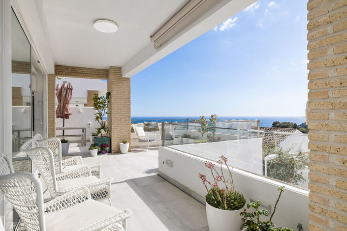 Image No.2-3 Bed Villa for sale