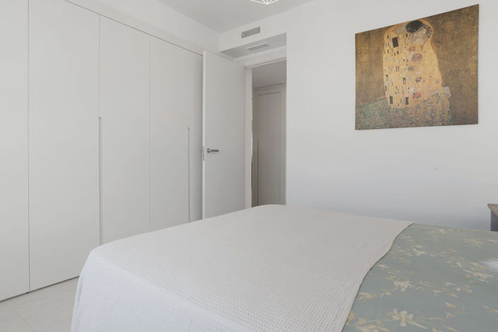 Image No.17-2 Bed Apartment for sale