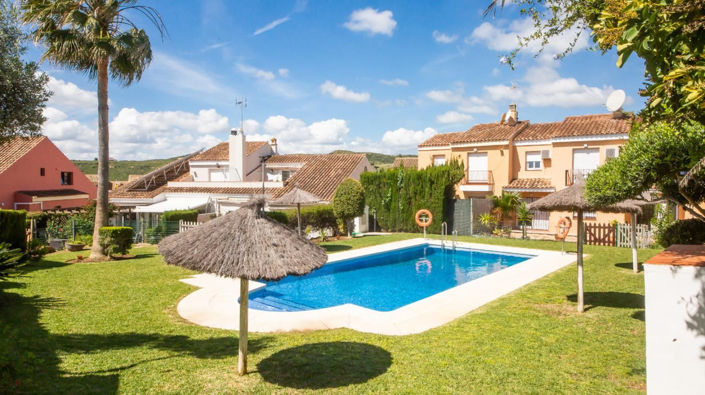 Image No.20-3 Bed Townhouse for sale