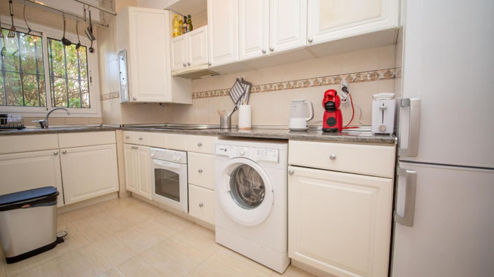 Image No.12-2 Bed Apartment for sale