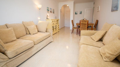 8-e64a9055bba3e77ac8aca3b893cdf826