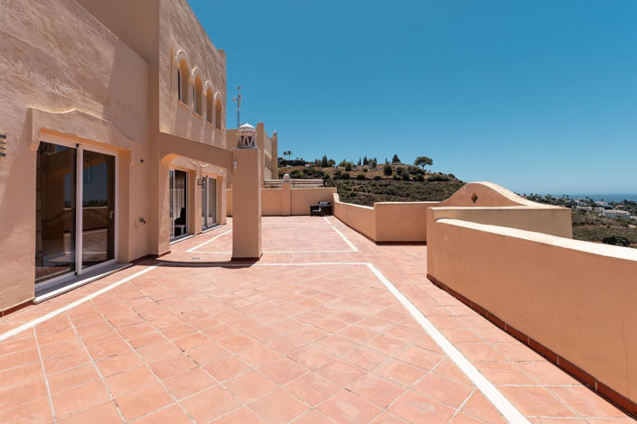 Image No.3-3 Bed Apartment for sale