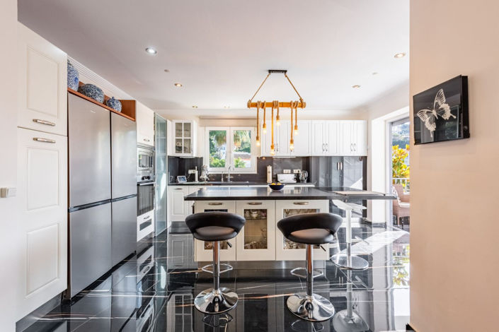 Image No.11-6 Bed Villa for sale