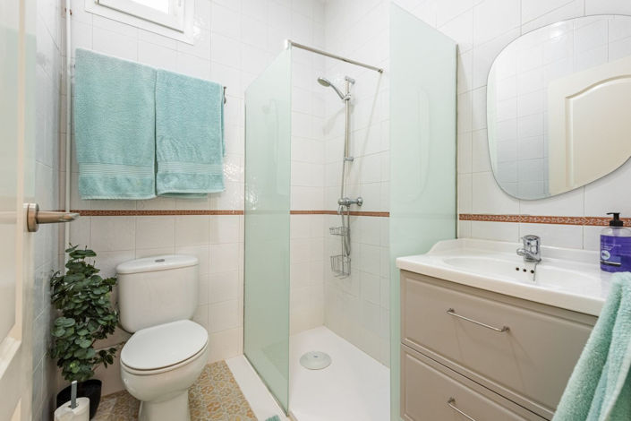 Image No.25-6 Bed Villa for sale