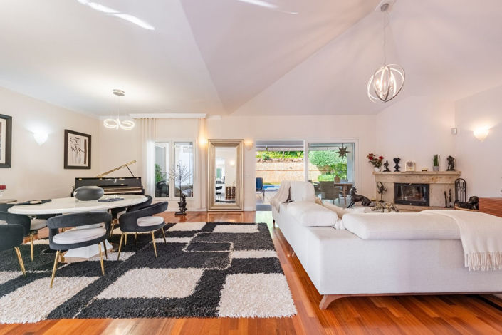 Image No.8-6 Bed Villa for sale