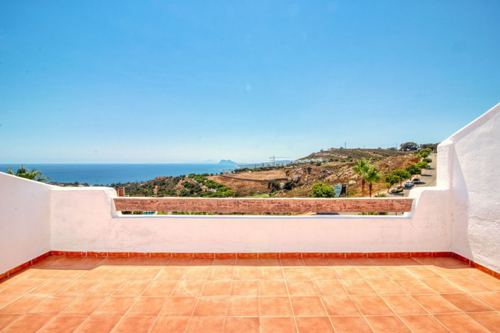 Image No.25-4 Bed Townhouse for sale