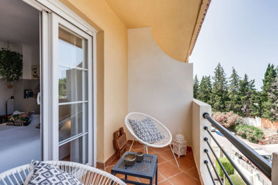 11-20939a0134ad724a8cb2a801094d15a4