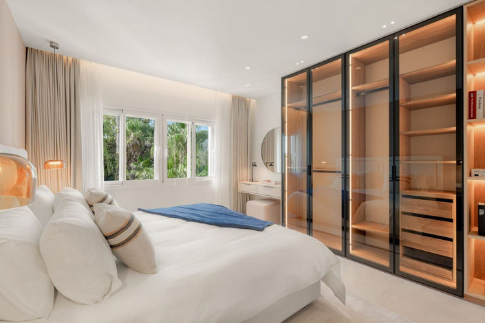 Image No.17-3 Bed Apartment for sale