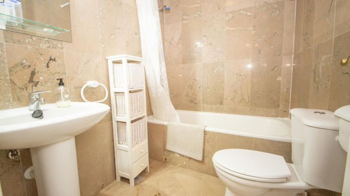 Image No.17-2 Bed Apartment for sale