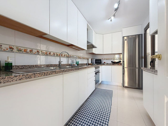 Image No.12-3 Bed Apartment for sale