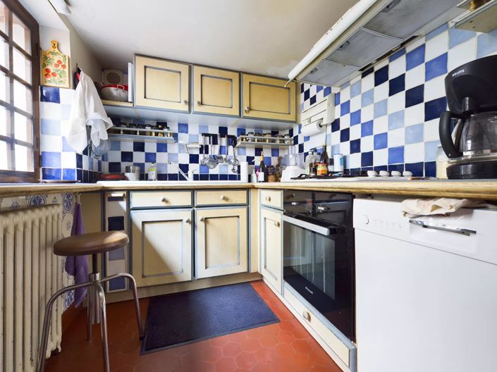 Image No.3-5 Bed House for sale