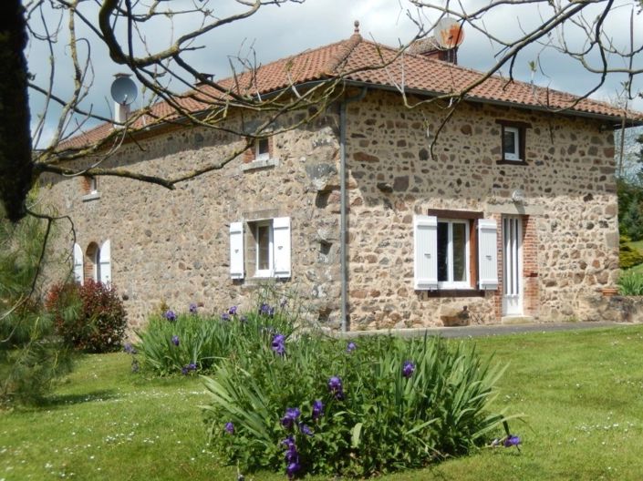 Image No.11-Maison de 7 chambres à vendre à Confolens