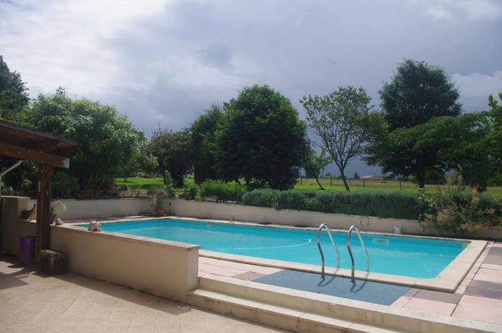 Image No.2-Maison de 9 chambres à vendre à Brossac