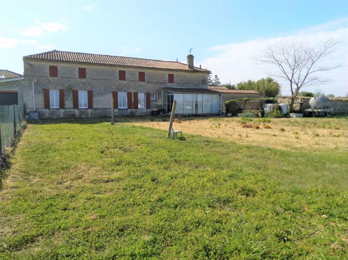 Image No.2-Maison de 5 chambres à vendre à Mirambeau