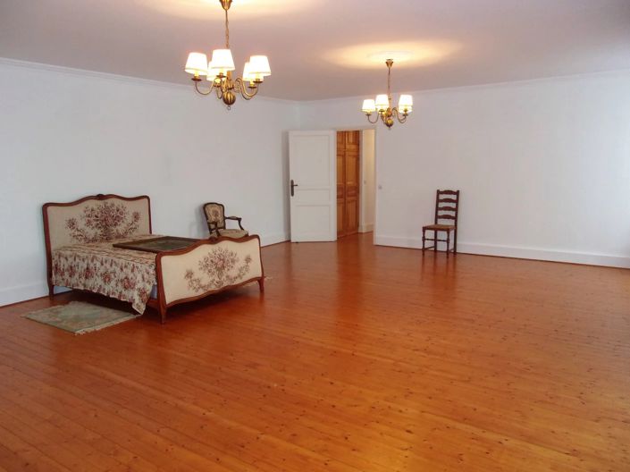 Image No.12-3 Bed Village House for sale