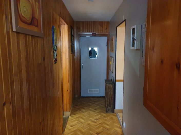 Image No.4-5 Bed House for sale